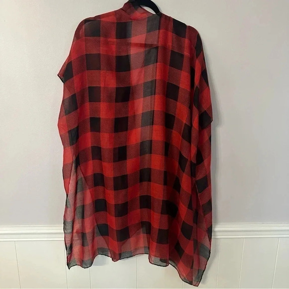 Women's Short Sleeve Red & Black Buffalo Plaid Lightweight Cardigan One Size GUC - Picture 7 of 7